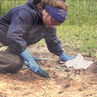 Бойцы Вологодского поискового отряда за работой. Фото Ю. Щекотовой