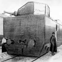 Бронепоезд, построенный на ВПВРЗ в декабре 1941 года.