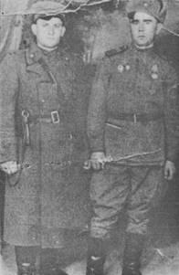 Владимир Иванович Мяги (справа)