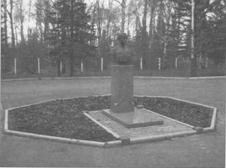 Могила А.Ф. Клубова на Введенском кладбище в Вологде