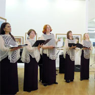 Приглашает камерный хор «Ретро»