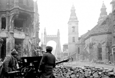 В этот день в 1945 году советские войска окончательно освободили столицу Венгрии  Будапешт