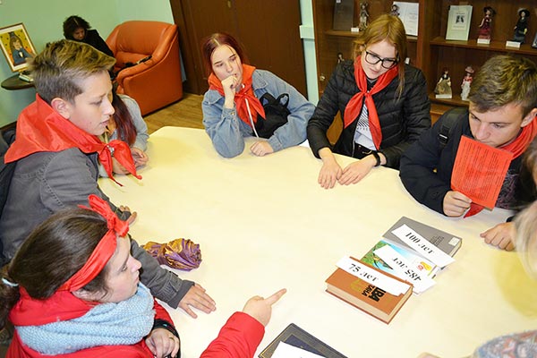 Выполняем задания