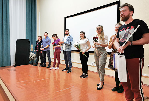 Спектакль «История, в которой всё не так!»