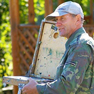 «Времена года» Владимира Баринова представят в областной библиотеке