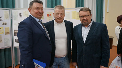 Ветераны ССО О.М. Белов, А.Н. Лукичев и О.М. Димони