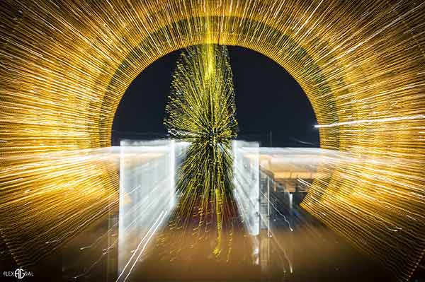 Выставка  авторского проекта фотохудожника, дизайнера и художника Алексея Галова «Город дорог»